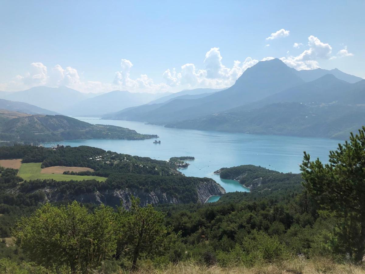 Embrun - Appartement 4/6 Personnes Avec Exterieurs ภายนอก รูปภาพ